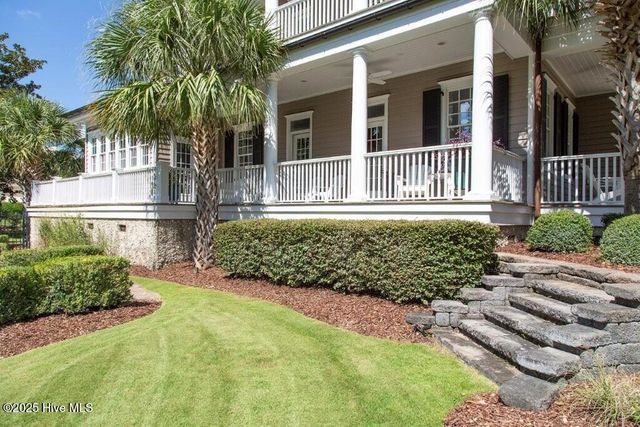 1104 Shelter Cove Place, Wilmington, NC 28405