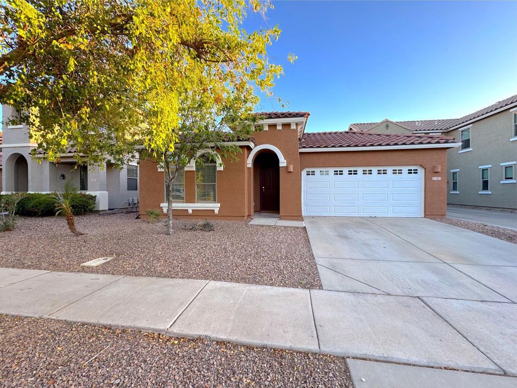 3885 E Melrose Street, Gilbert, AZ 85297