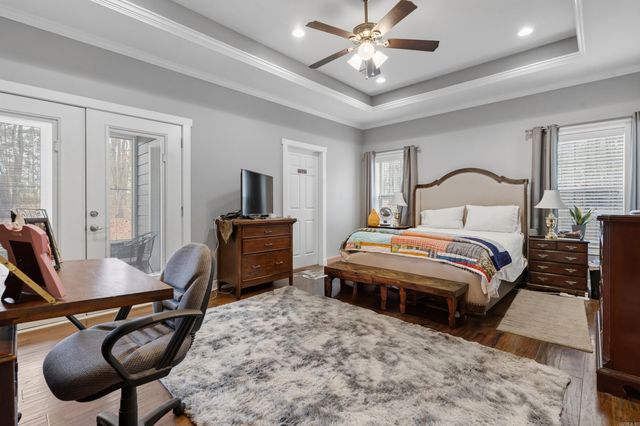 220 Autumn Oaks Drive, Bismarck, AR 71929