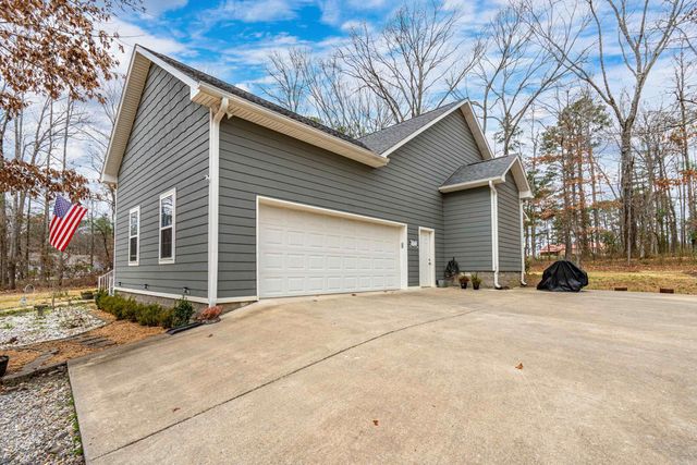 220 Autumn Oaks Drive, Bismarck, AR 71929