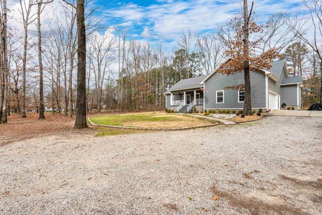 220 Autumn Oaks Drive, Bismarck, AR 71929