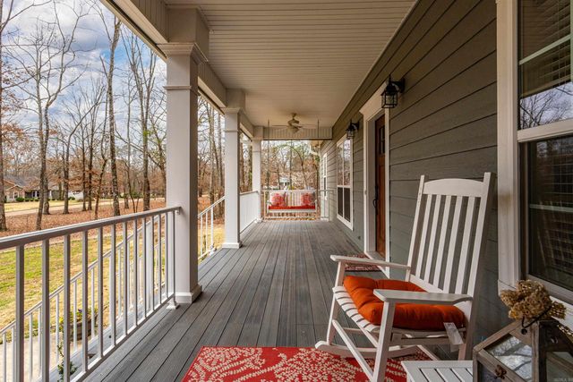 220 Autumn Oaks Drive, Bismarck, AR 71929