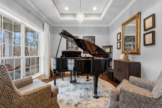 220 Autumn Oaks Drive, Bismarck, AR 71929