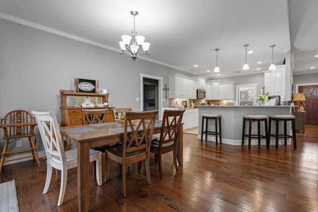 220 Autumn Oaks Drive, Bismarck, AR 71929