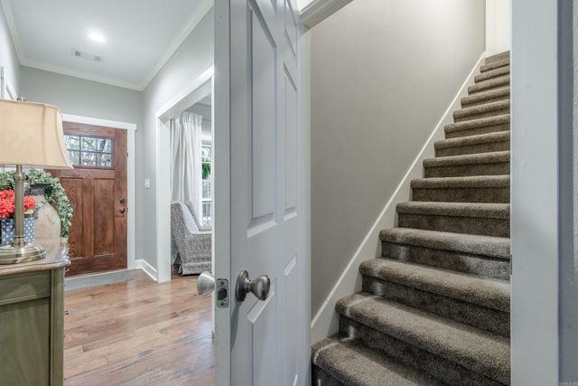 220 Autumn Oaks Drive, Bismarck, AR 71929