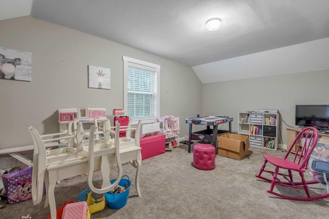 220 Autumn Oaks Drive, Bismarck, AR 71929