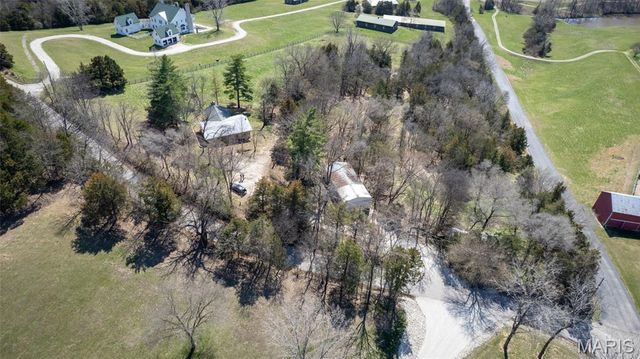 2104 Grand Army Road, Labadie, MO 63055