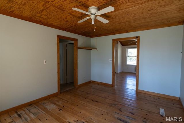 2104 Grand Army Road, Labadie, MO 63055