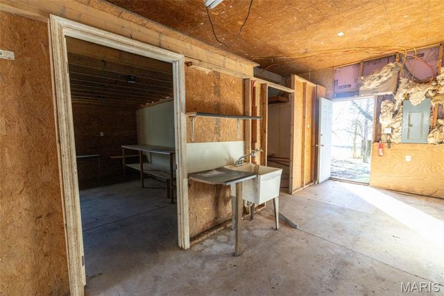 2104 Grand Army Road, Labadie, MO 63055