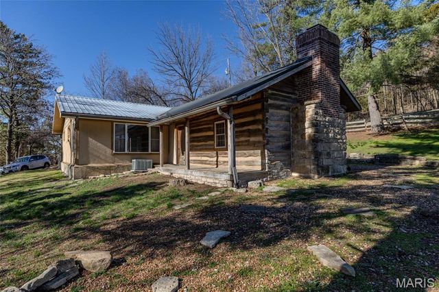 2104 Grand Army Road, Labadie, MO 63055