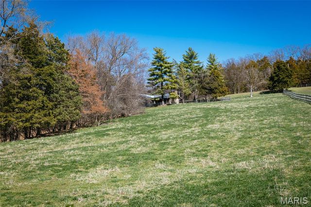 2104 Grand Army Road, Labadie, MO 63055