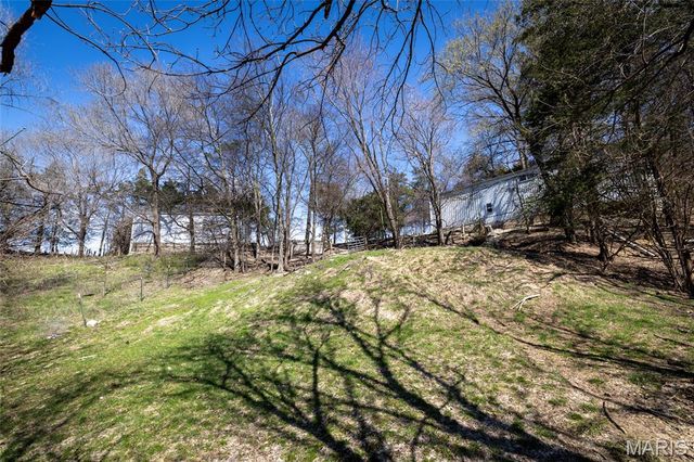 2104 Grand Army Road, Labadie, MO 63055