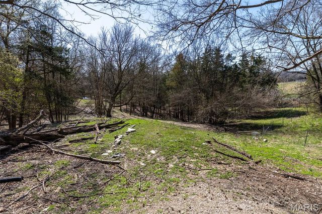 2104 Grand Army Road, Labadie, MO 63055