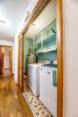 410 W Olive Street, Rogers, AR 72756