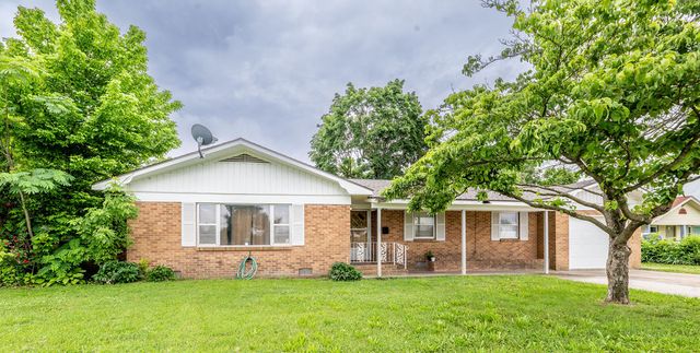 410 W Olive Street, Rogers, AR 72756