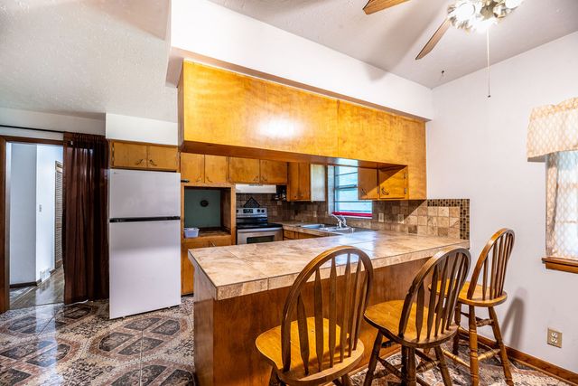410 W Olive Street, Rogers, AR 72756