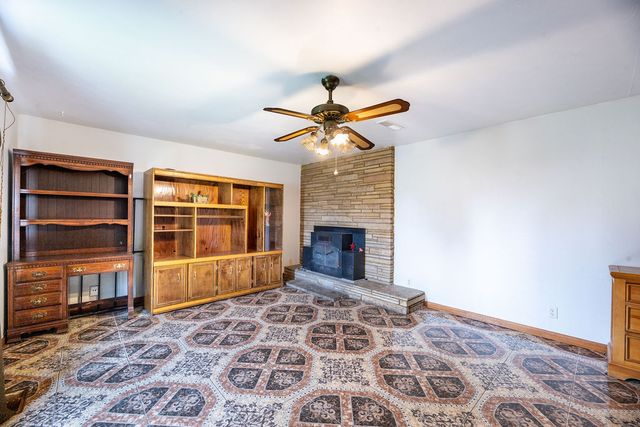 410 W Olive Street, Rogers, AR 72756
