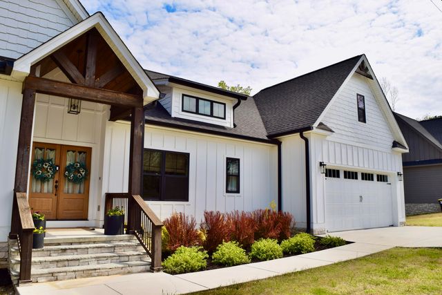 6409 Shirley Pond Road, Harrison, TN 37341