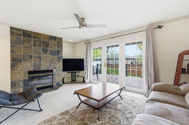 820 Posthorn Drive, Manchester, MO 63021