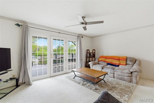 820 Posthorn Drive, Manchester, MO 63021