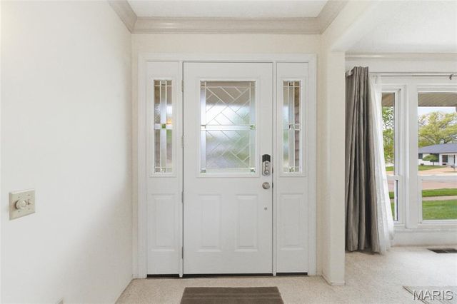 820 Posthorn Drive, Manchester, MO 63021