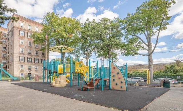 3069 HOBART Street B3K, Woodside, NY 11377