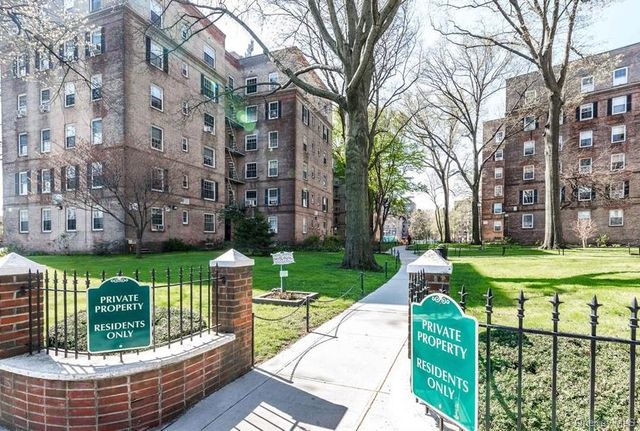 3069 HOBART Street B3K, Woodside, NY 11377