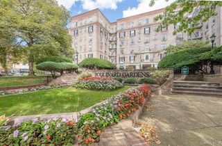 3069 HOBART Street B3K, Woodside, NY 11377