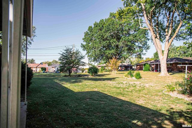 921 SANTA MARIA Street, Quincy, IL 62305