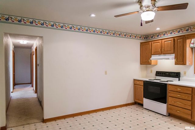 921 SANTA MARIA Street, Quincy, IL 62305