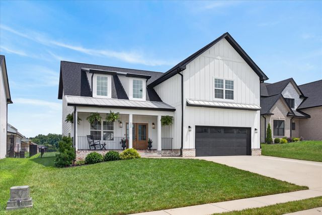 222 Bluebell Dr, Clarksville, TN 37043