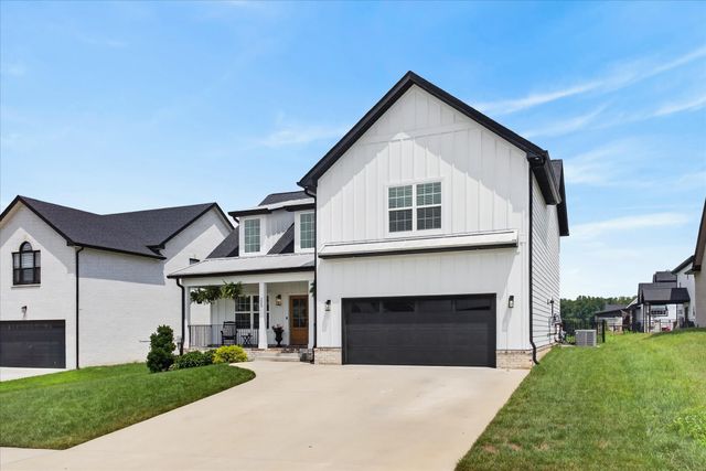 222 Bluebell Dr, Clarksville, TN 37043