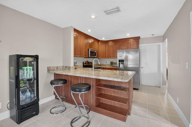 18838 Cloud Lake Circle, Boca Raton, FL 33496