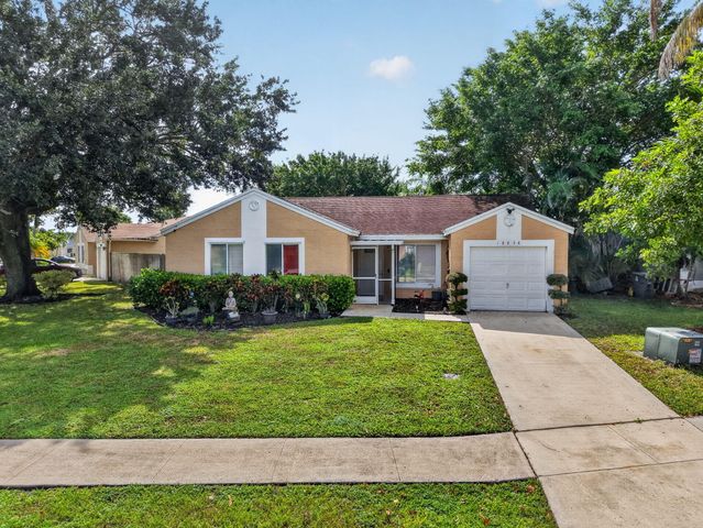 18838 Cloud Lake Circle, Boca Raton, FL 33496