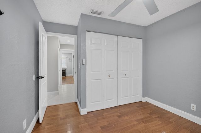 18838 Cloud Lake Circle, Boca Raton, FL 33496