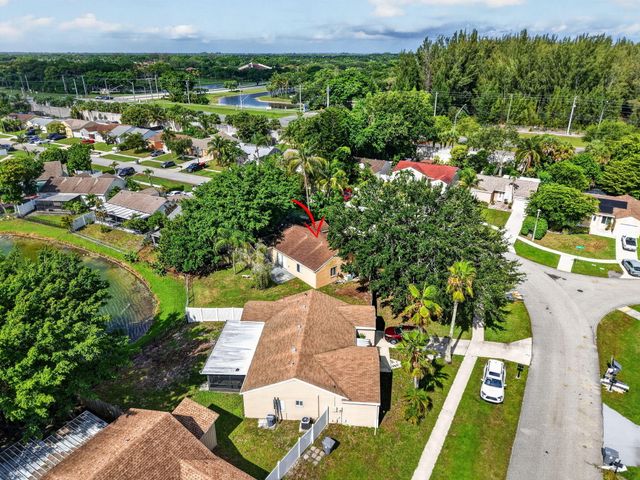 18838 Cloud Lake Circle, Boca Raton, FL 33496