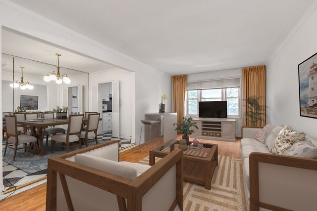 6861 Yellowstone Blvd Apt 519, New York City, NY 11375