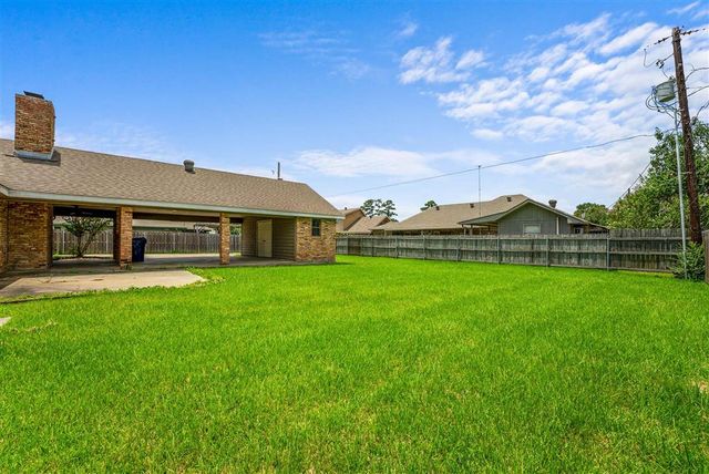 13 Poinsetta Road, Sulphur, LA 70663