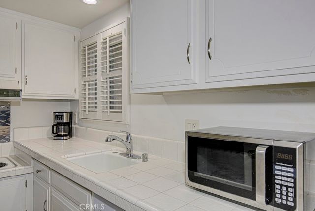 2296 Via Puerta N, Laguna Woods, CA 92637