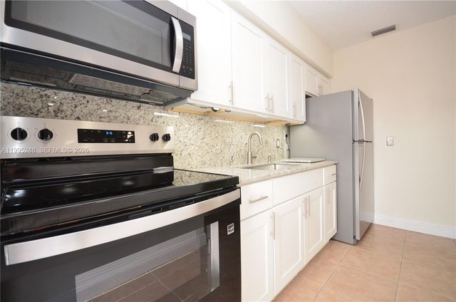 2430 SW 16th St 2430, Miami, FL 33145