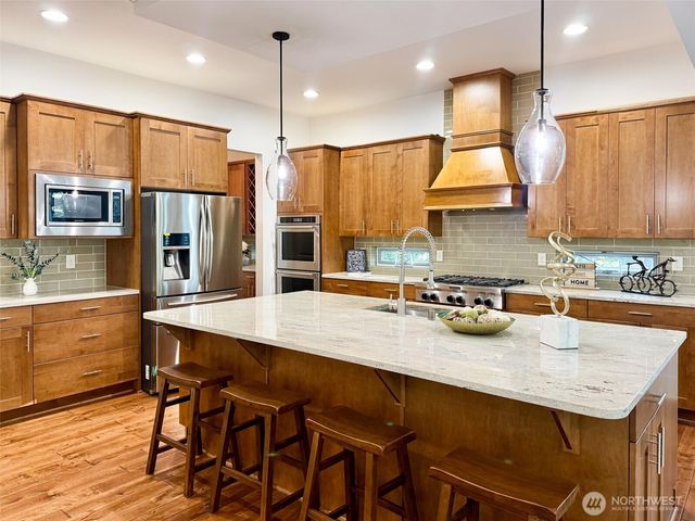 1939 213th Court SE, Sammamish, WA 98075