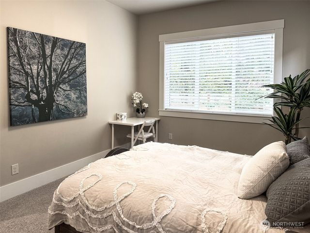 1939 213th Court SE, Sammamish, WA 98075