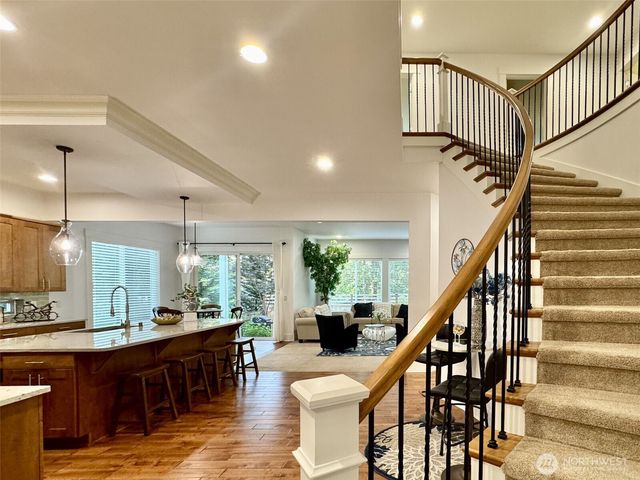 1939 213th Court SE, Sammamish, WA 98075