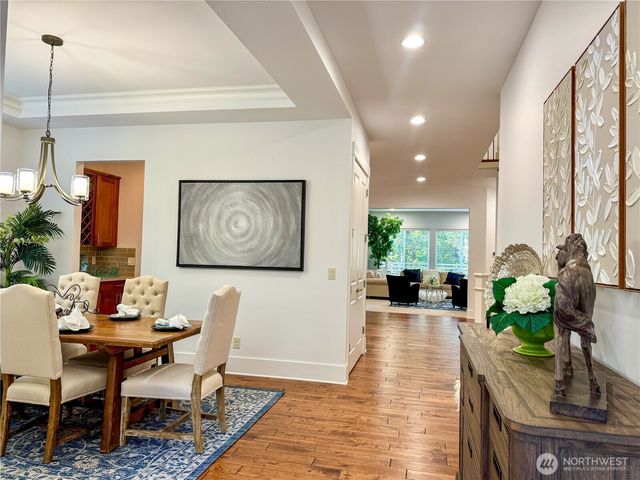1939 213th Court SE, Sammamish, WA 98075