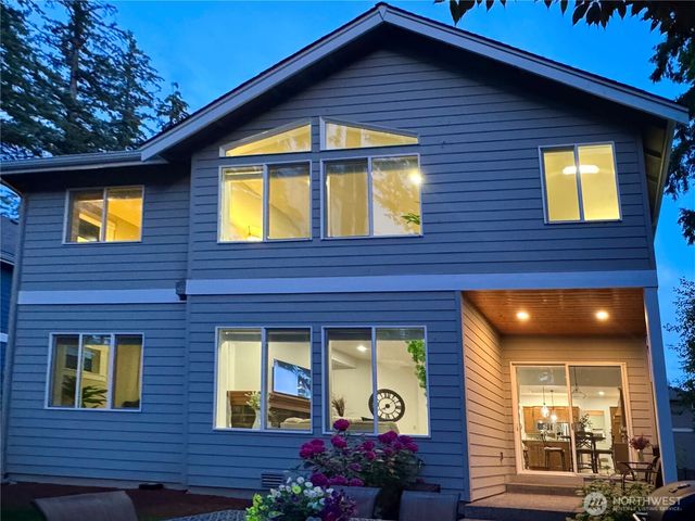 1939 213th Court SE, Sammamish, WA 98075