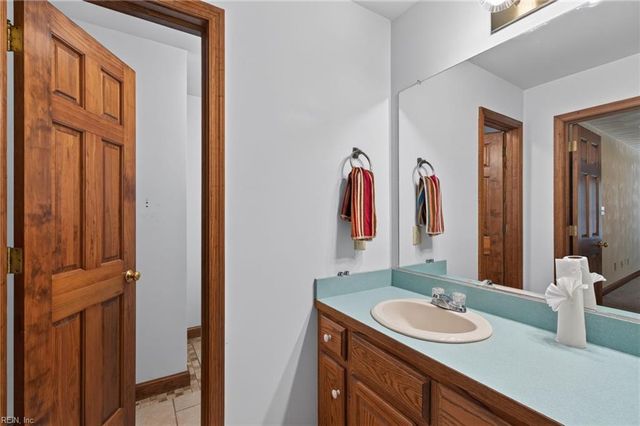 2108 Blossom Hill CT, Virginia Beach, VA 23457