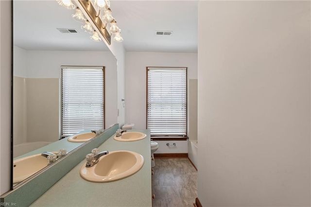2108 Blossom Hill CT, Virginia Beach, VA 23457