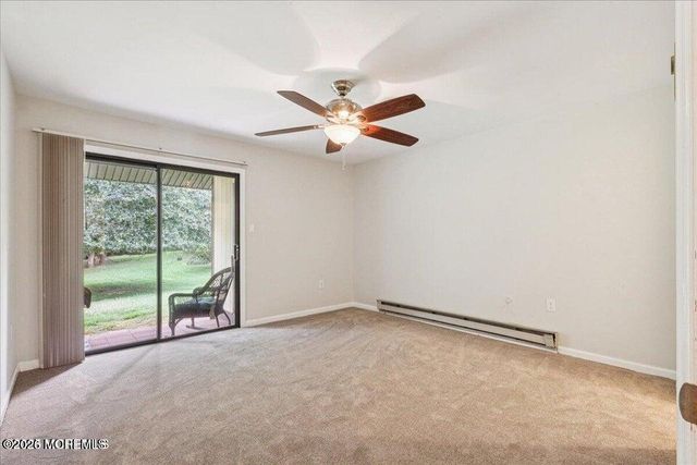 70 Overlook Way E, Manalapan, NJ 07726