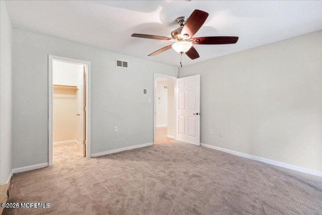 70 Overlook Way E, Manalapan, NJ 07726