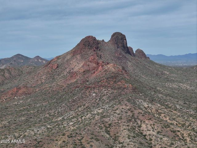000 Vulture Mountain Ranch --, Wickenburg, AZ 85390
